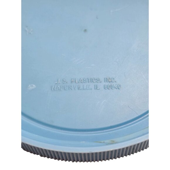 Glass Storage Jar With Blue Plastic Screw Lid - Picture 5 of 7